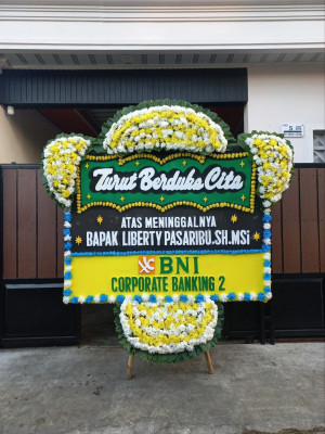 Papan Bunga Duka di Glugur Darat Ii